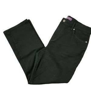 Gloria Vanderbilt pants, black, size 12 petite